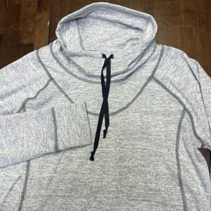 Kuhl Women's Lea Sweatshirt‎ Pullover Cowl Neck Gray Size L Thumb Holes Pockets